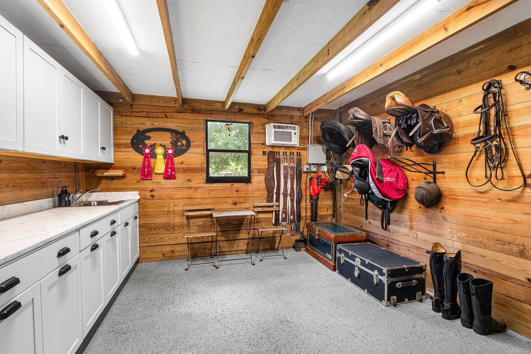 En Venta: $1,995,000 (5 camas, 3 baños, 2860 Pies cuadrados)