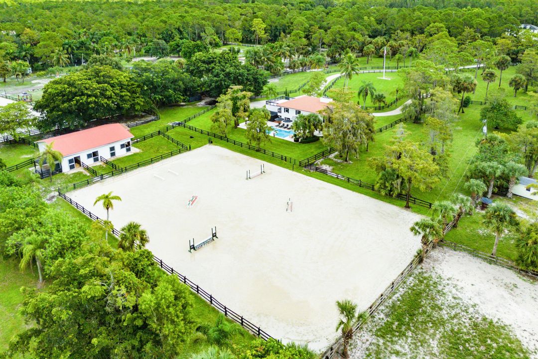 En Venta: $1,995,000 (5 camas, 3 baños, 2860 Pies cuadrados)