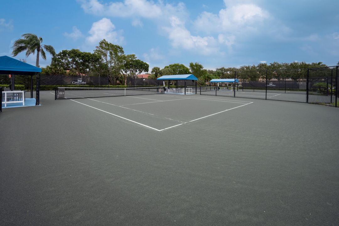 Active With Contract: $249,900 (3 beds, 2 baths, 1869 Square Feet)