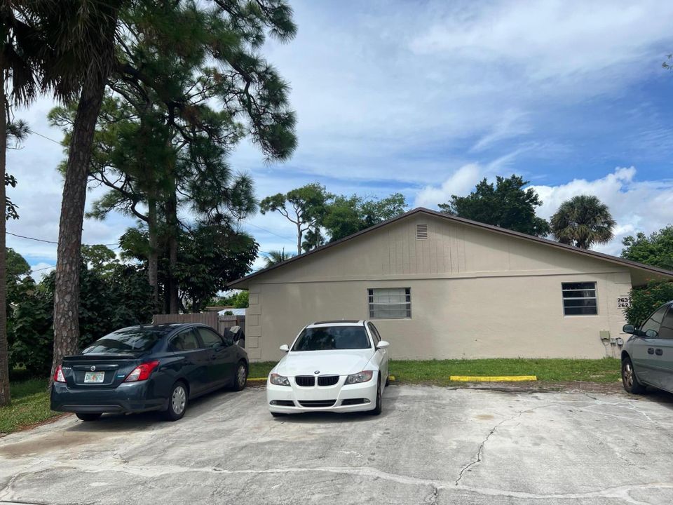 Activo con contrato: $999,900 (0 camas, 0 baños, 4292 Pies cuadrados)