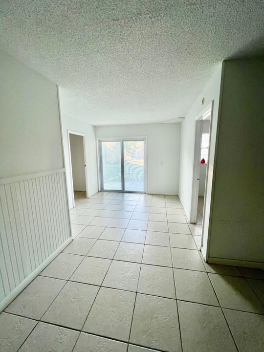 Active With Contract: $549,000 (0 beds, 0 baths, 2262 Square Feet)