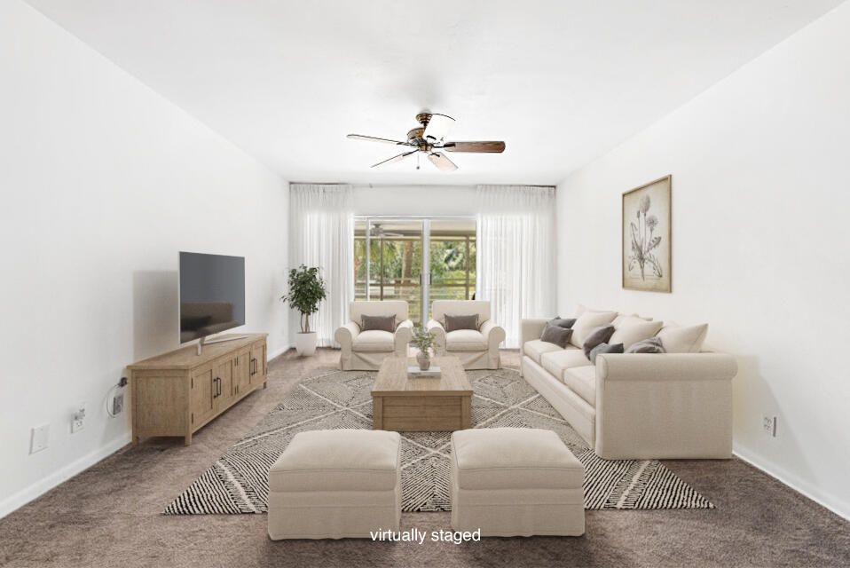 待售: $255,000 (2 贝兹, 2 浴室, 886 平方英尺)