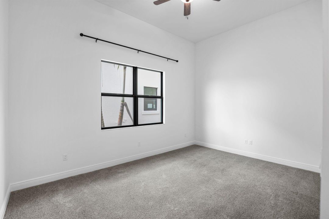 En Renta: $8,500 (4 camas, 3 baños, 2917 Pies cuadrados)