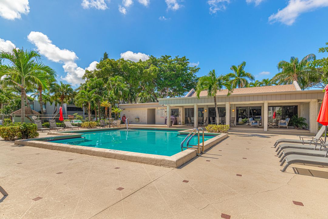 En Venta: $255,000 (2 camas, 2 baños, 1500 Pies cuadrados)