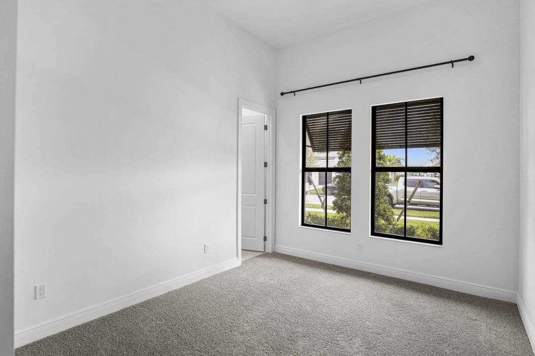 En Renta: $8,500 (4 camas, 3 baños, 2917 Pies cuadrados)