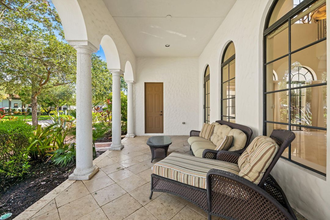 For Rent: $10,000 (5 beds, 4 baths, 4592 Square Feet)