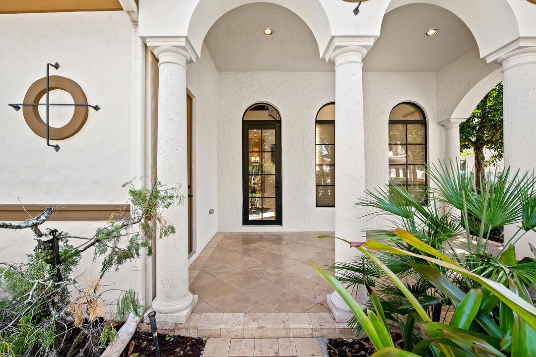 For Rent: $10,000 (5 beds, 4 baths, 4592 Square Feet)