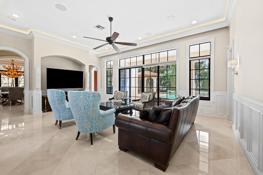 For Rent: $10,000 (5 beds, 4 baths, 4592 Square Feet)