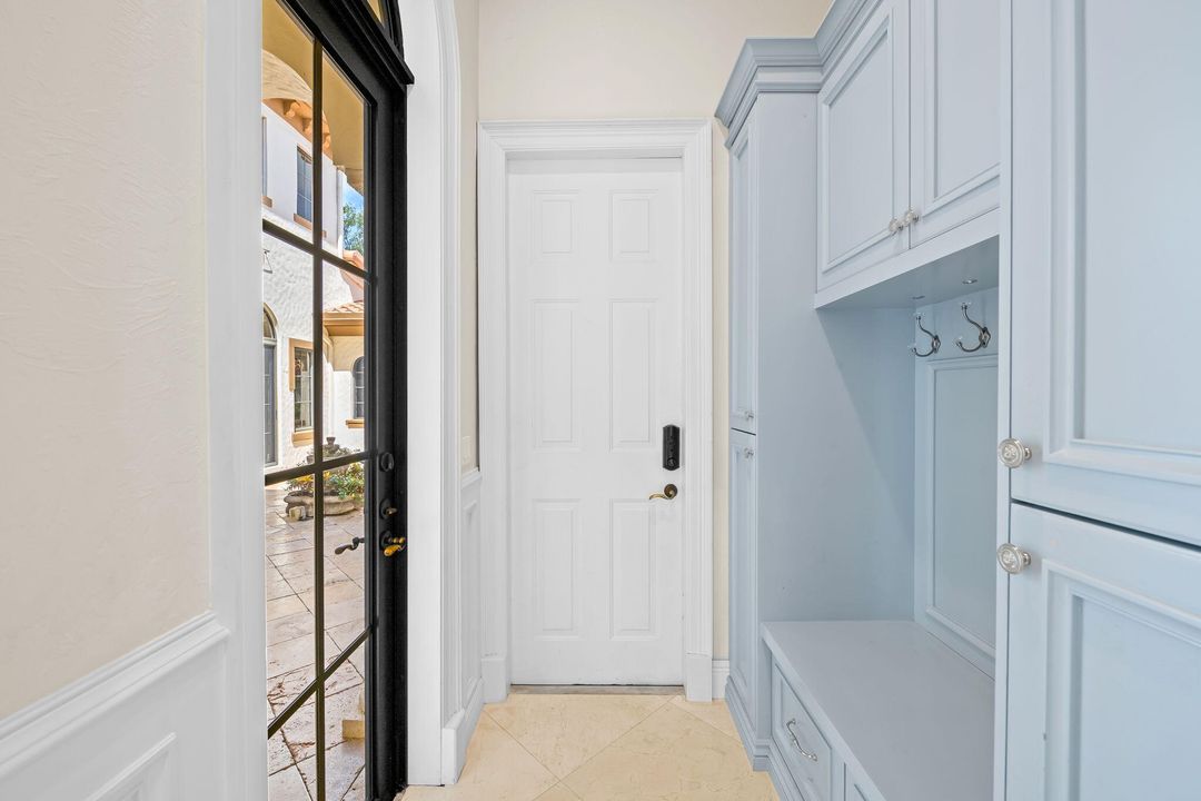 For Rent: $10,000 (5 beds, 4 baths, 4592 Square Feet)