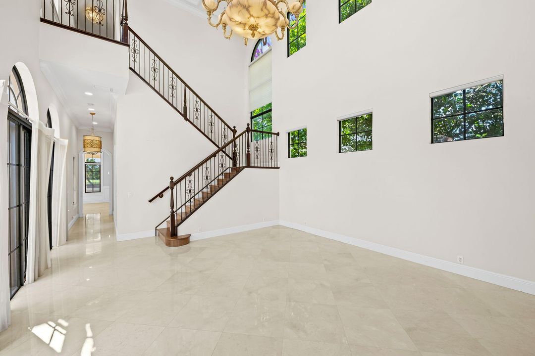 For Rent: $10,000 (5 beds, 4 baths, 4592 Square Feet)