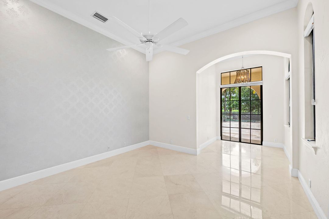 For Rent: $10,000 (5 beds, 4 baths, 4592 Square Feet)