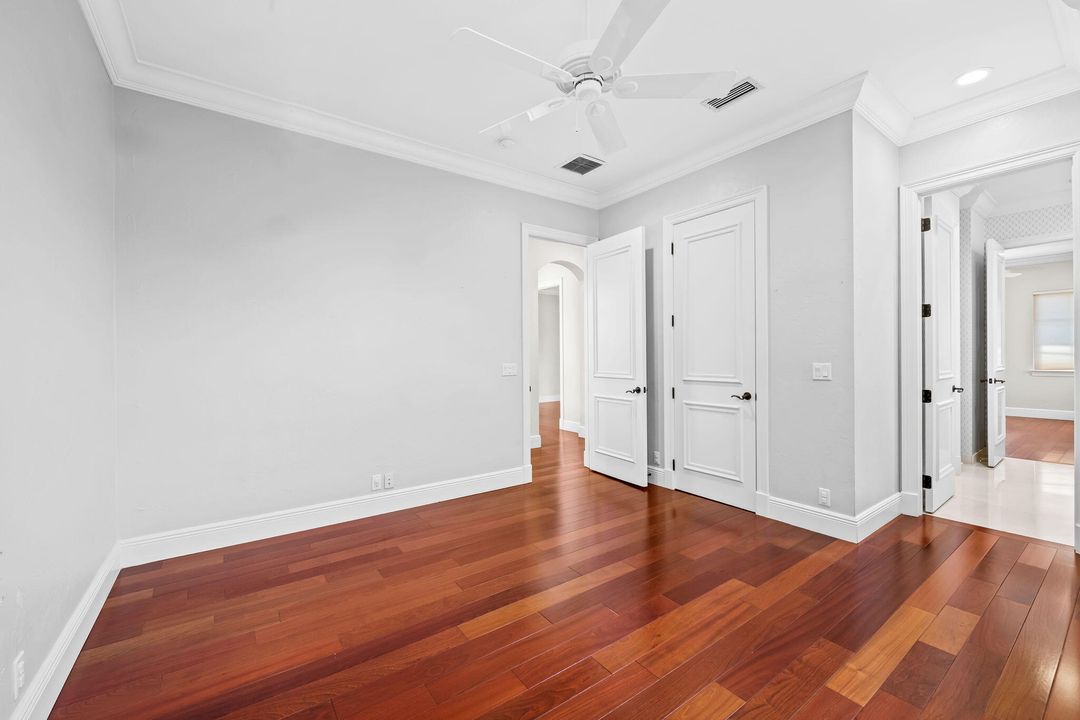 For Rent: $10,000 (5 beds, 4 baths, 4592 Square Feet)