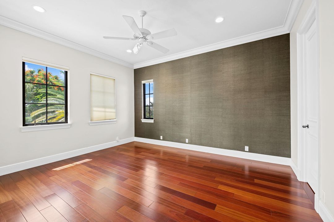 For Rent: $10,000 (5 beds, 4 baths, 4592 Square Feet)