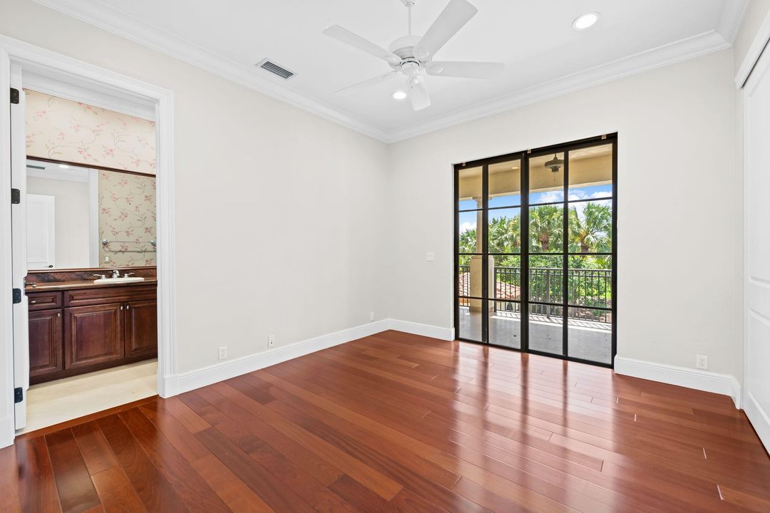 For Rent: $10,000 (5 beds, 4 baths, 4592 Square Feet)