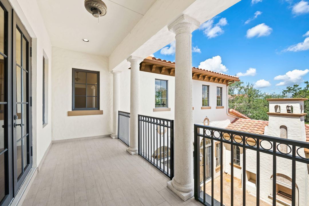 For Rent: $10,000 (5 beds, 4 baths, 4592 Square Feet)