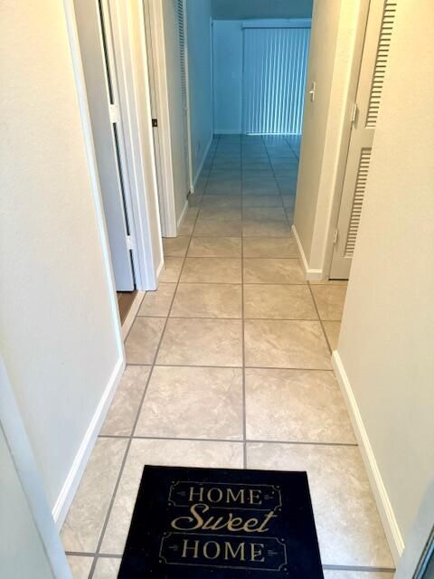 For Rent: $1,850 (2 beds, 2 baths, 921 Square Feet)