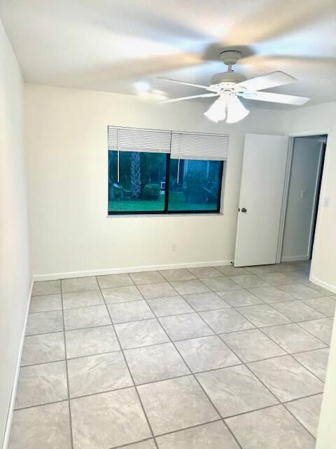 For Rent: $1,850 (2 beds, 2 baths, 921 Square Feet)