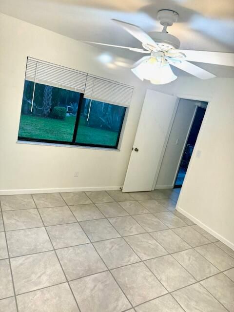 For Rent: $1,850 (2 beds, 2 baths, 921 Square Feet)