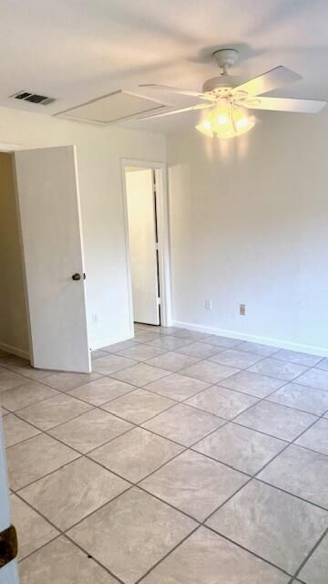 For Rent: $1,850 (2 beds, 2 baths, 921 Square Feet)