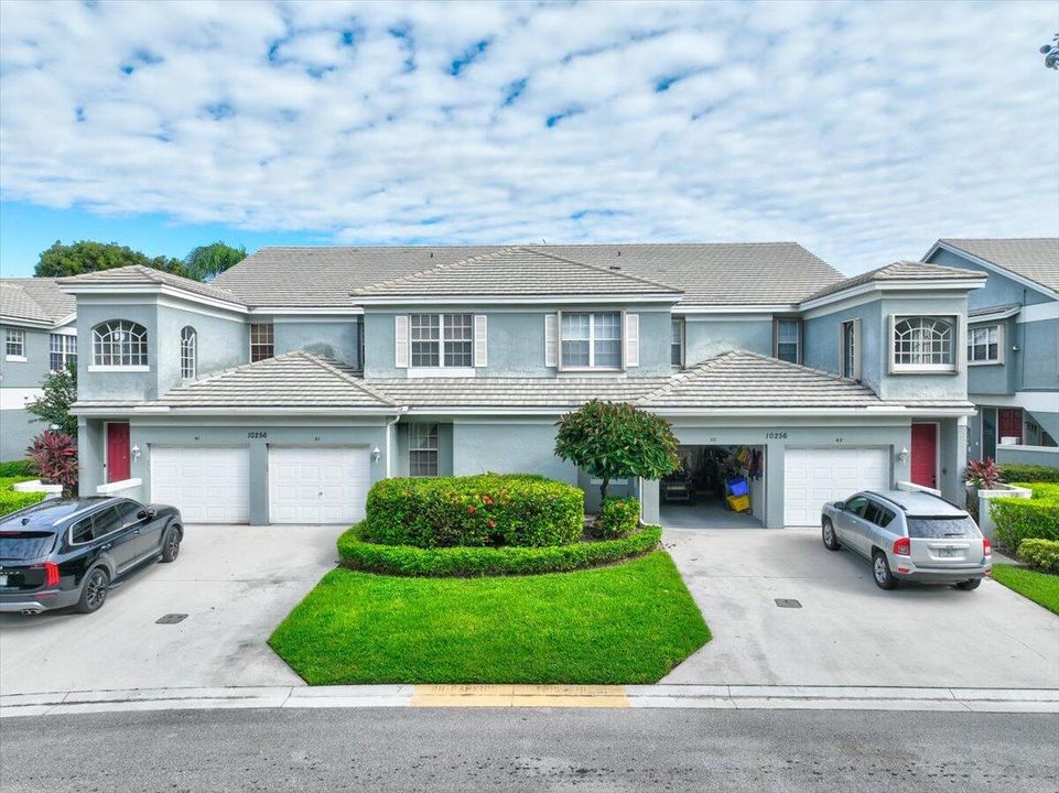 На продажу: $169,000 (3 спален, 2 ванн, 1807 Квадратных фут)