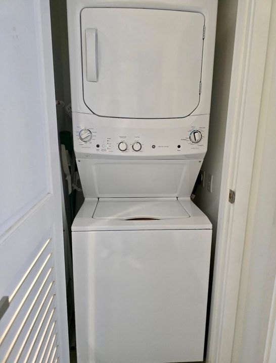 For Sale: $479,000 (0 beds, 1 baths, 506 Square Feet)