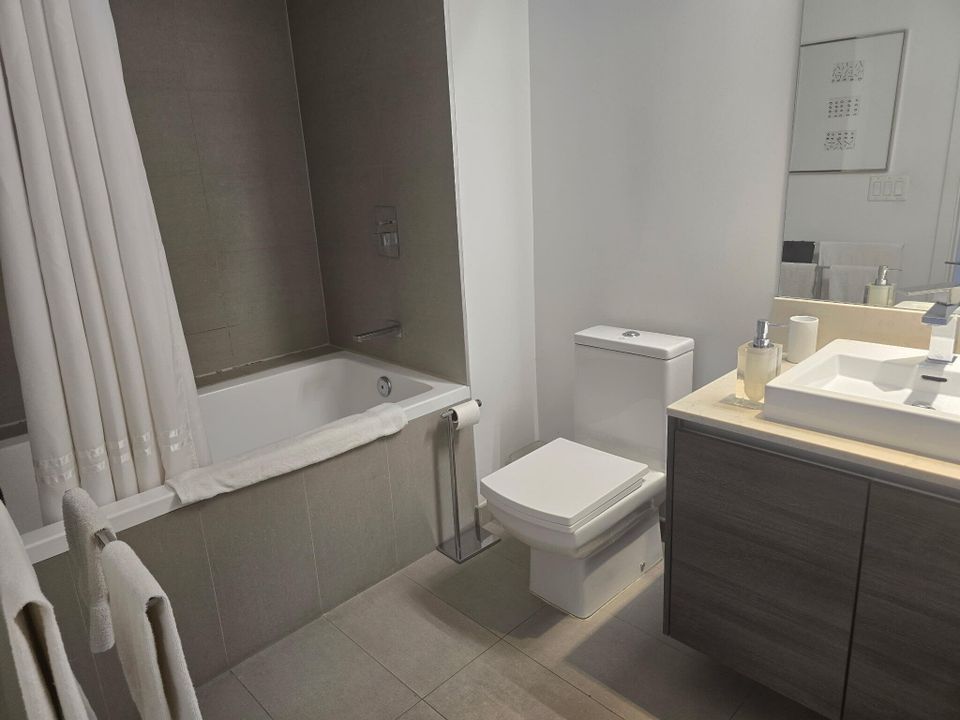 For Sale: $479,000 (0 beds, 1 baths, 506 Square Feet)