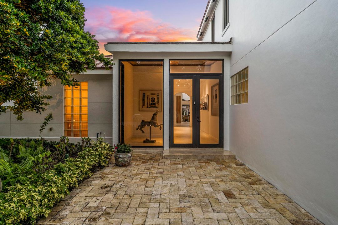 На продажу: $4,300,000 (5 спален, 6 ванн, 4489 Квадратных фут)