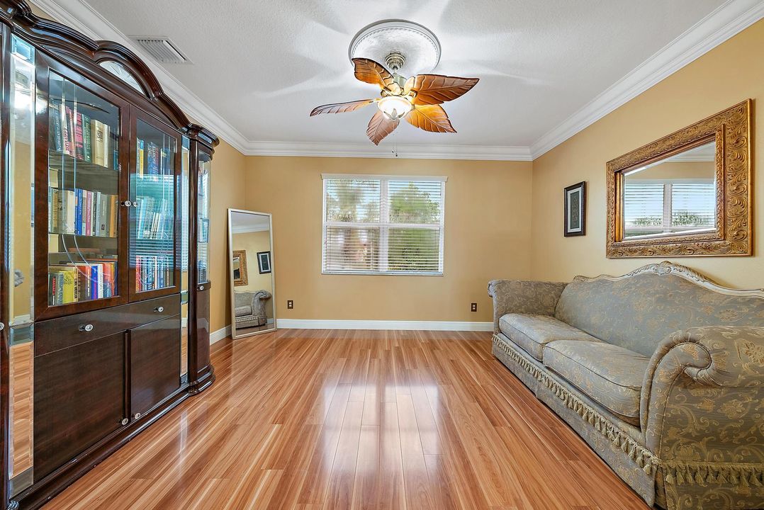 待售: $649,999 (5 贝兹, 3 浴室, 3633 平方英尺)