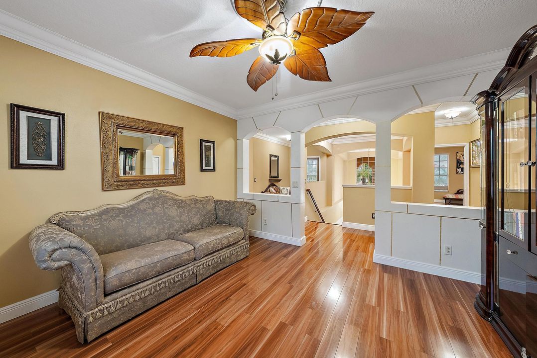 待售: $649,999 (5 贝兹, 3 浴室, 3633 平方英尺)