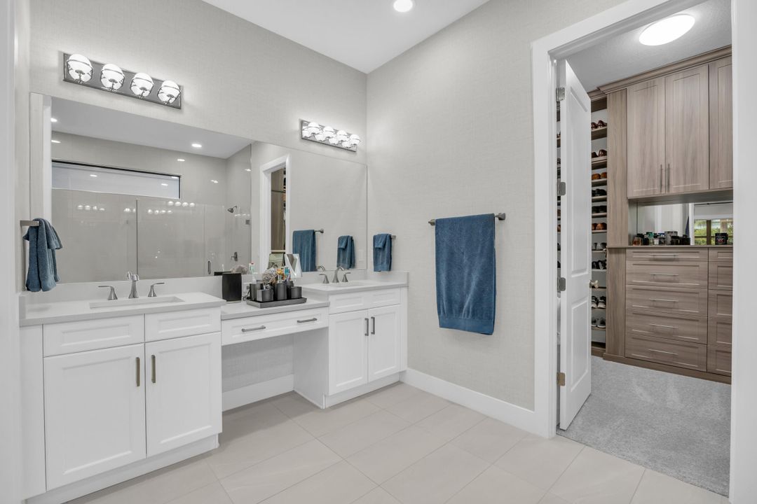 For Sale: $2,200,000 (3 beds, 3 baths, 3162 Square Feet)