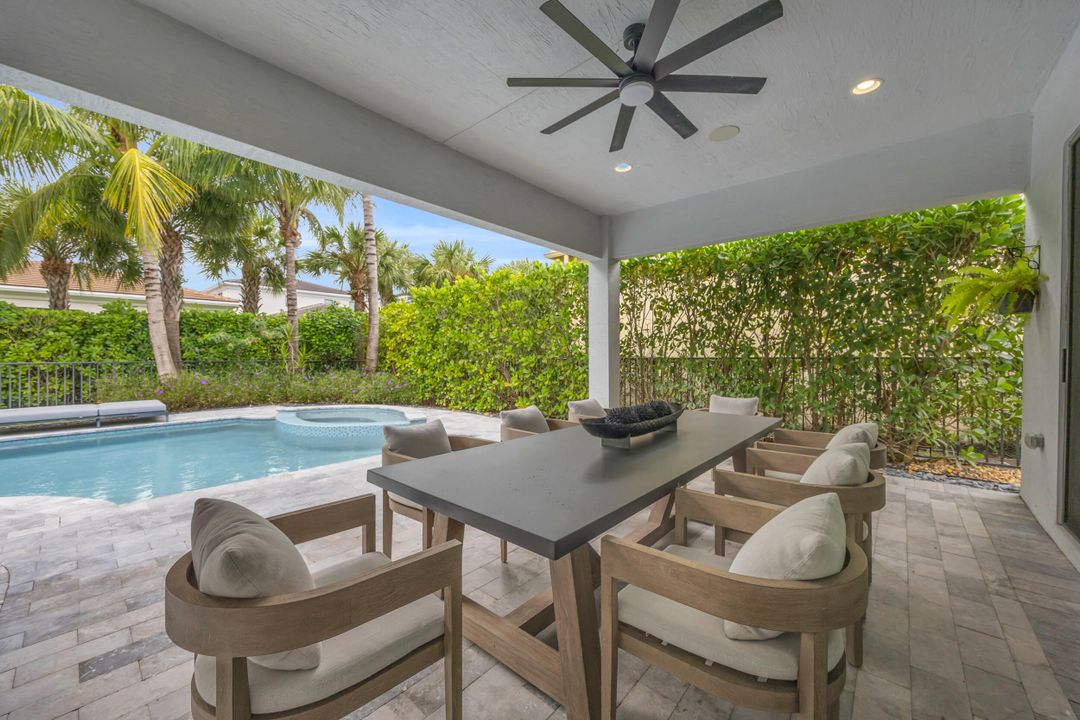 For Sale: $2,200,000 (3 beds, 3 baths, 3162 Square Feet)