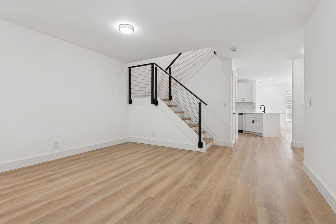 En Venta: $775,000 (3 camas, 2 baños, 1762 Pies cuadrados)