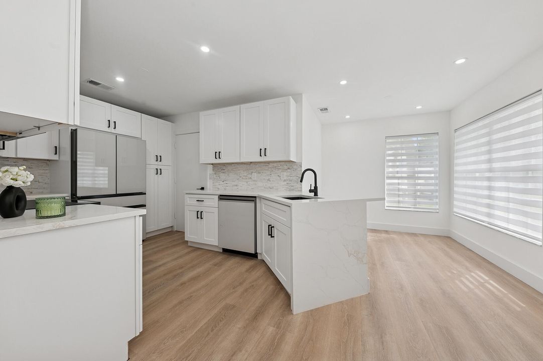 En Venta: $775,000 (3 camas, 2 baños, 1762 Pies cuadrados)