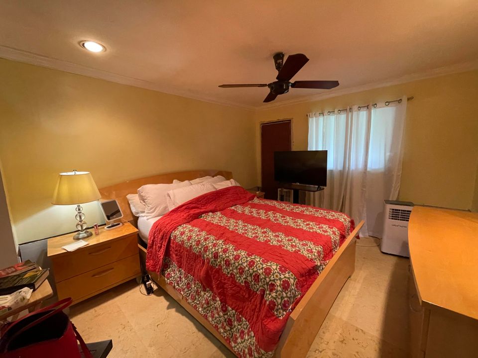 Active With Contract: $719,000 (0 beds, 0 baths, 2313 Square Feet)