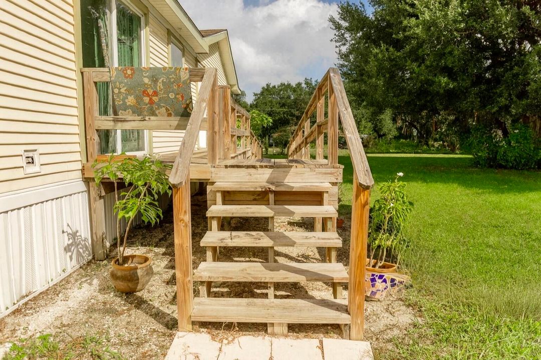 На продажу: $349,900 (3 спален, 2 ванн, 1631 Квадратных фут)