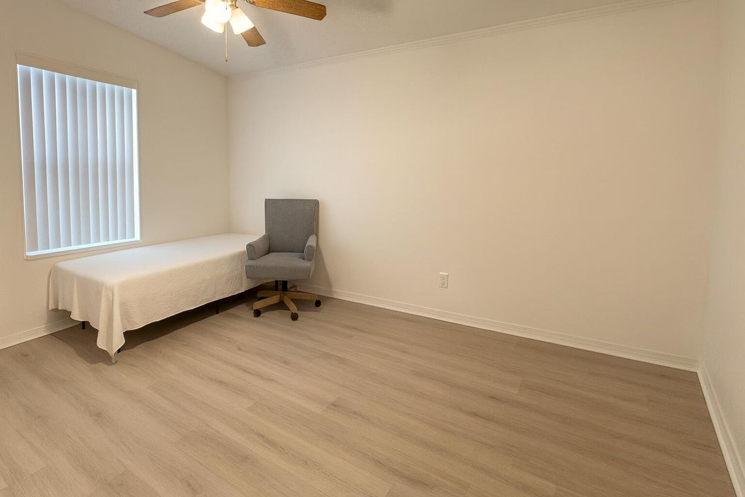 На продажу: $349,900 (3 спален, 2 ванн, 1631 Квадратных фут)