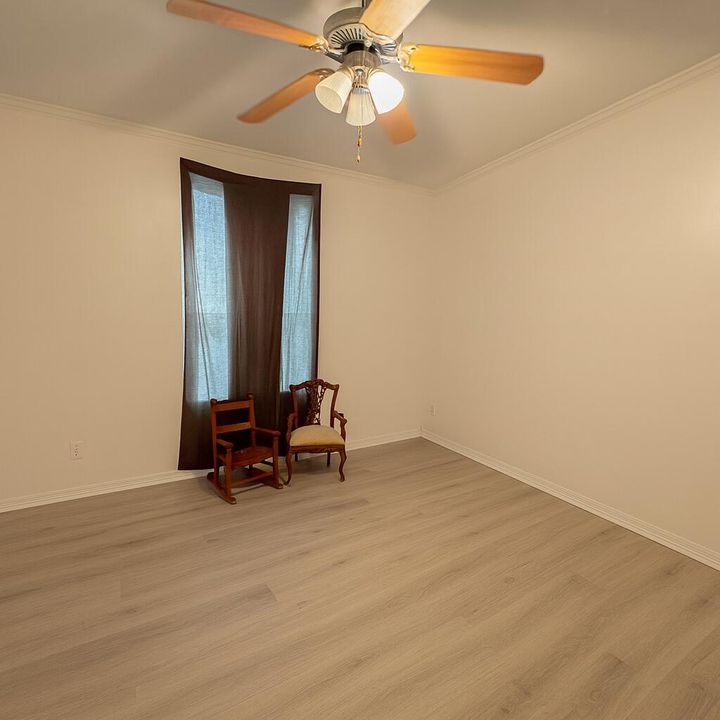 На продажу: $349,900 (3 спален, 2 ванн, 1631 Квадратных фут)