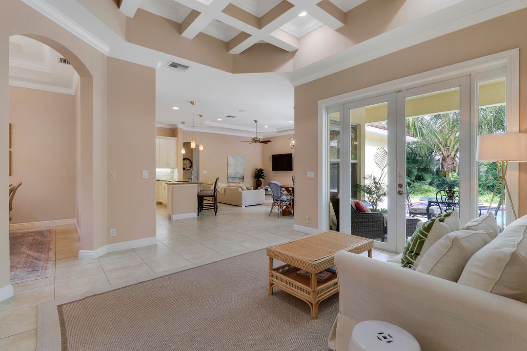 For Rent: $12,500 (4 beds, 3 baths, 2395 Square Feet)