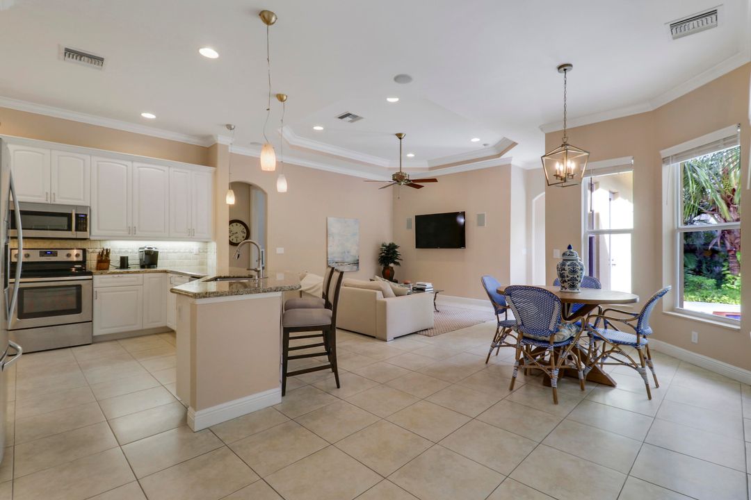 For Rent: $12,500 (4 beds, 3 baths, 2395 Square Feet)