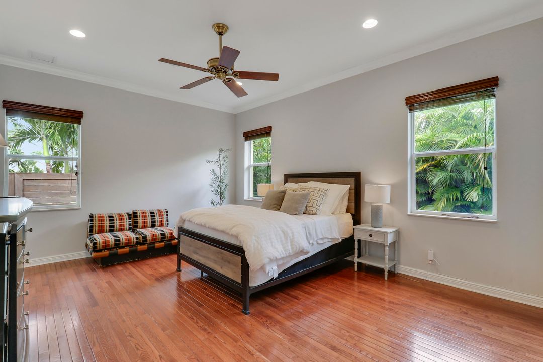 For Rent: $12,500 (4 beds, 3 baths, 2395 Square Feet)