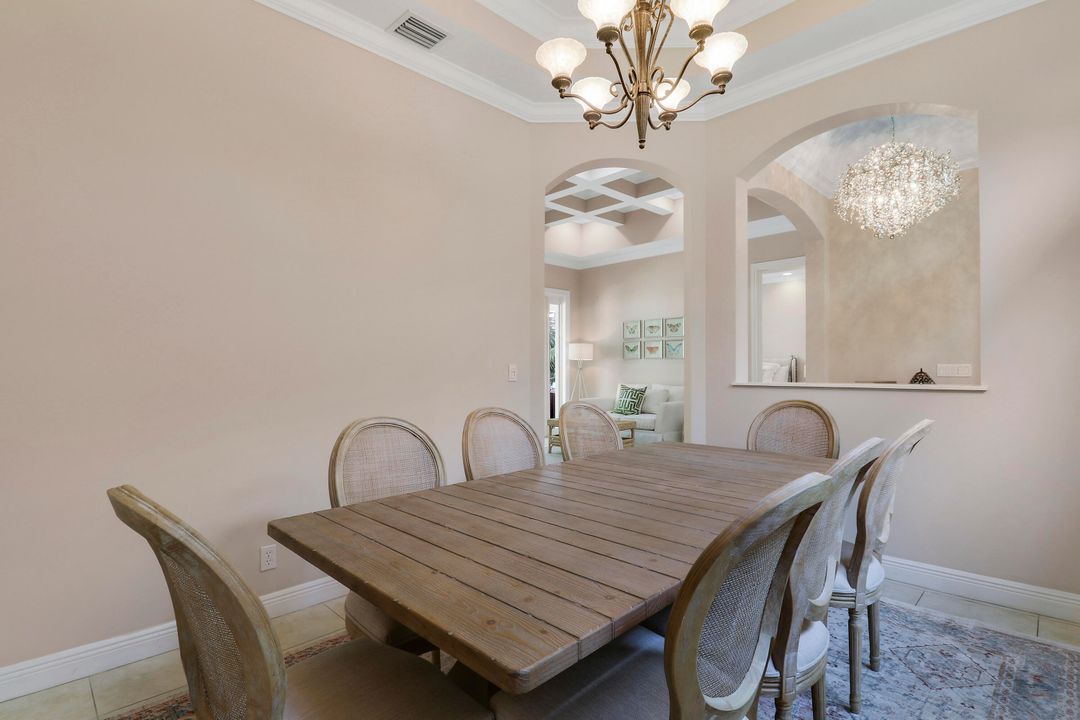 For Rent: $12,500 (4 beds, 3 baths, 2395 Square Feet)