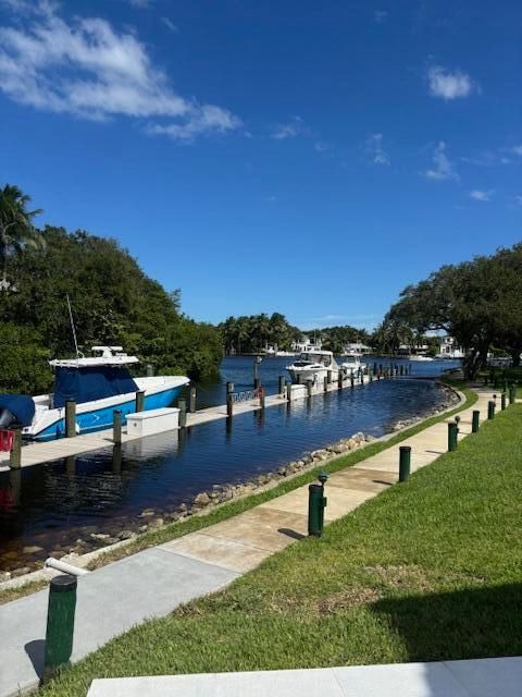 En Venta: $1,100,000 (3 camas, 3 baños, 1514 Pies cuadrados)