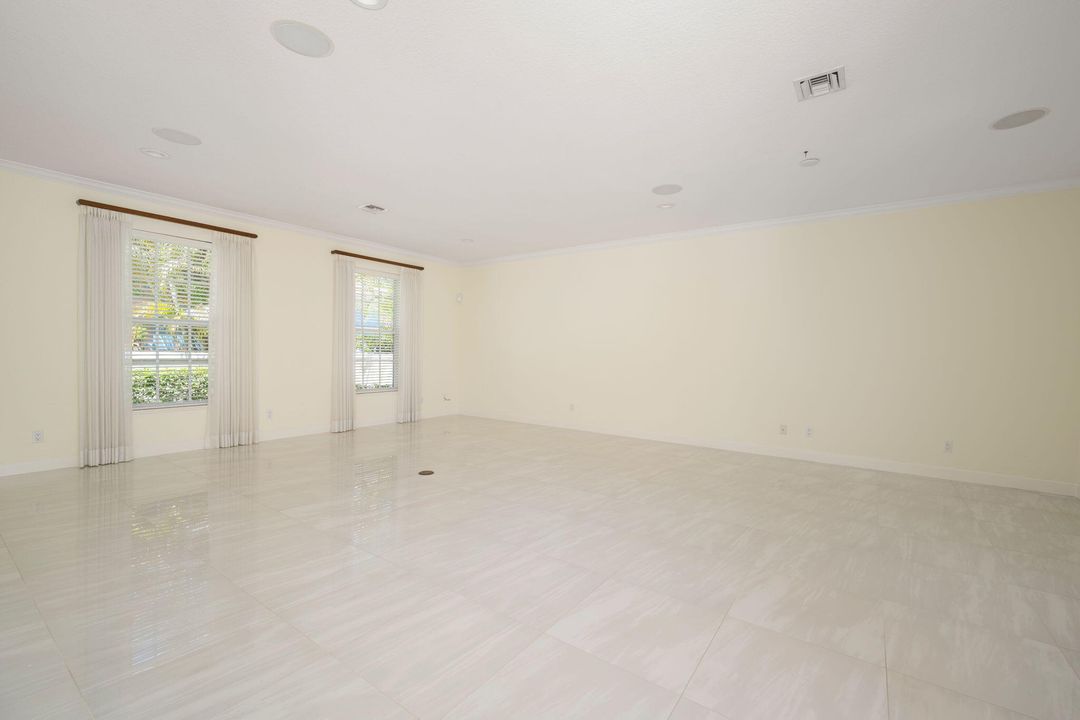 待售: $1,420,000 (3 贝兹, 3 浴室, 2372 平方英尺)