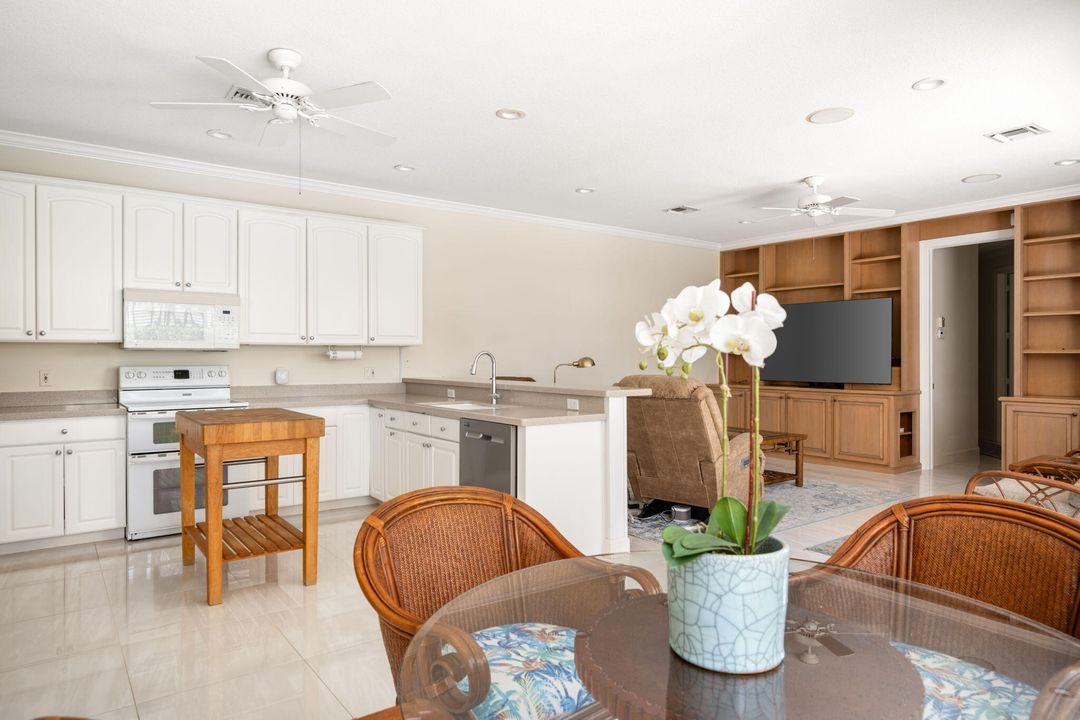 待售: $1,420,000 (3 贝兹, 3 浴室, 2372 平方英尺)