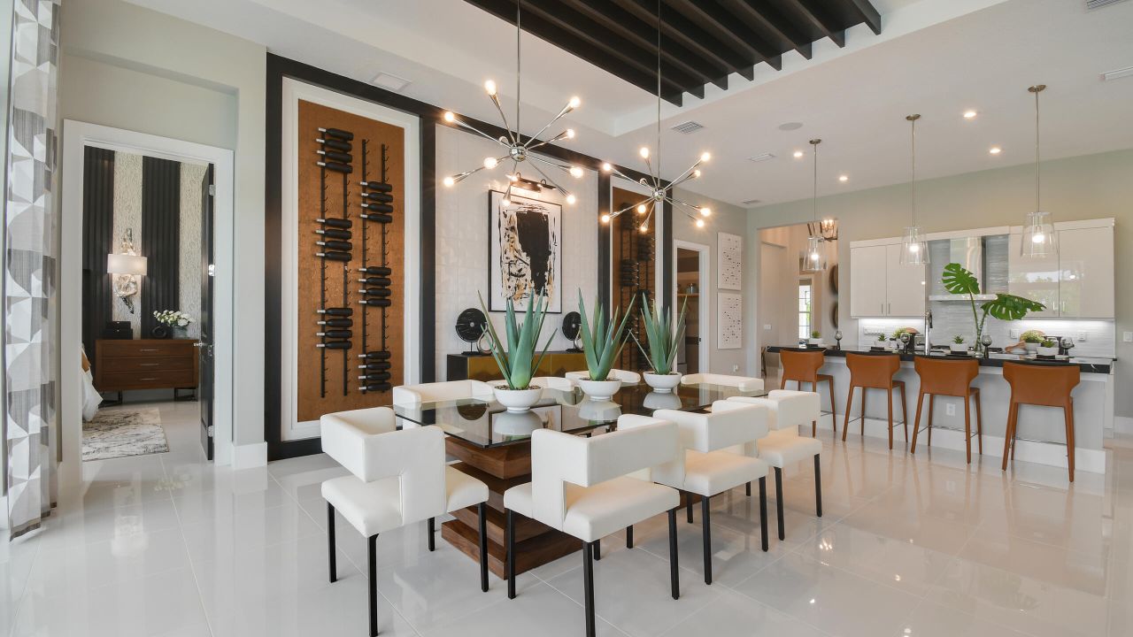 En Venta: $774,990 (3 camas, 3 baños, 2490 Pies cuadrados)