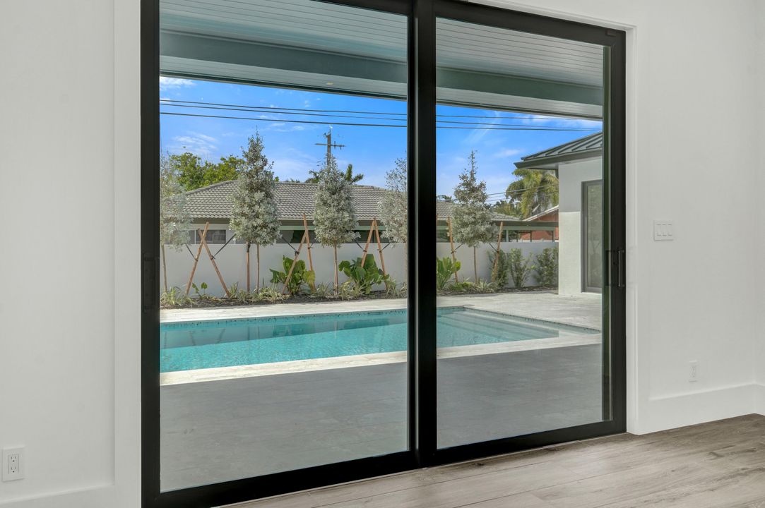 En Venta: $2,499,000 (4 camas, 3 baños, 3193 Pies cuadrados)