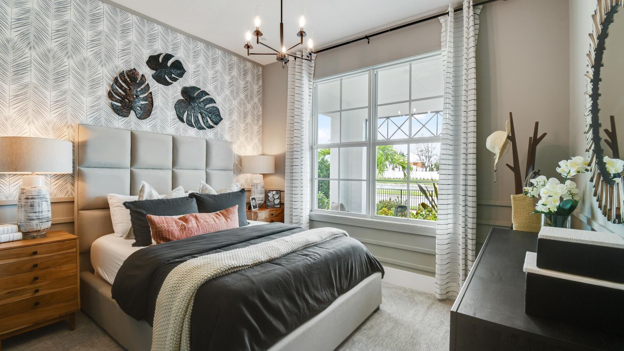 En Venta: $774,990 (3 camas, 3 baños, 2490 Pies cuadrados)