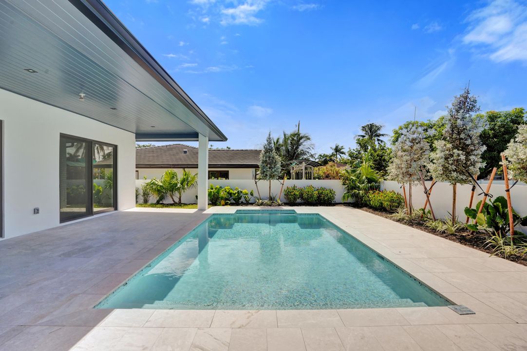 En Venta: $2,499,000 (4 camas, 3 baños, 3193 Pies cuadrados)