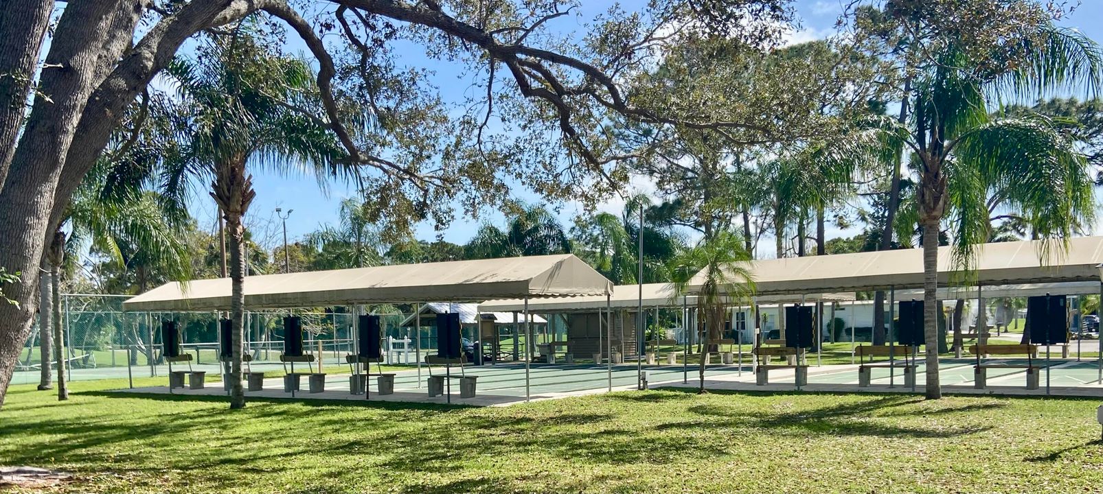 待售: $98,000 (2 贝兹, 2 浴室, 1200 平方英尺)