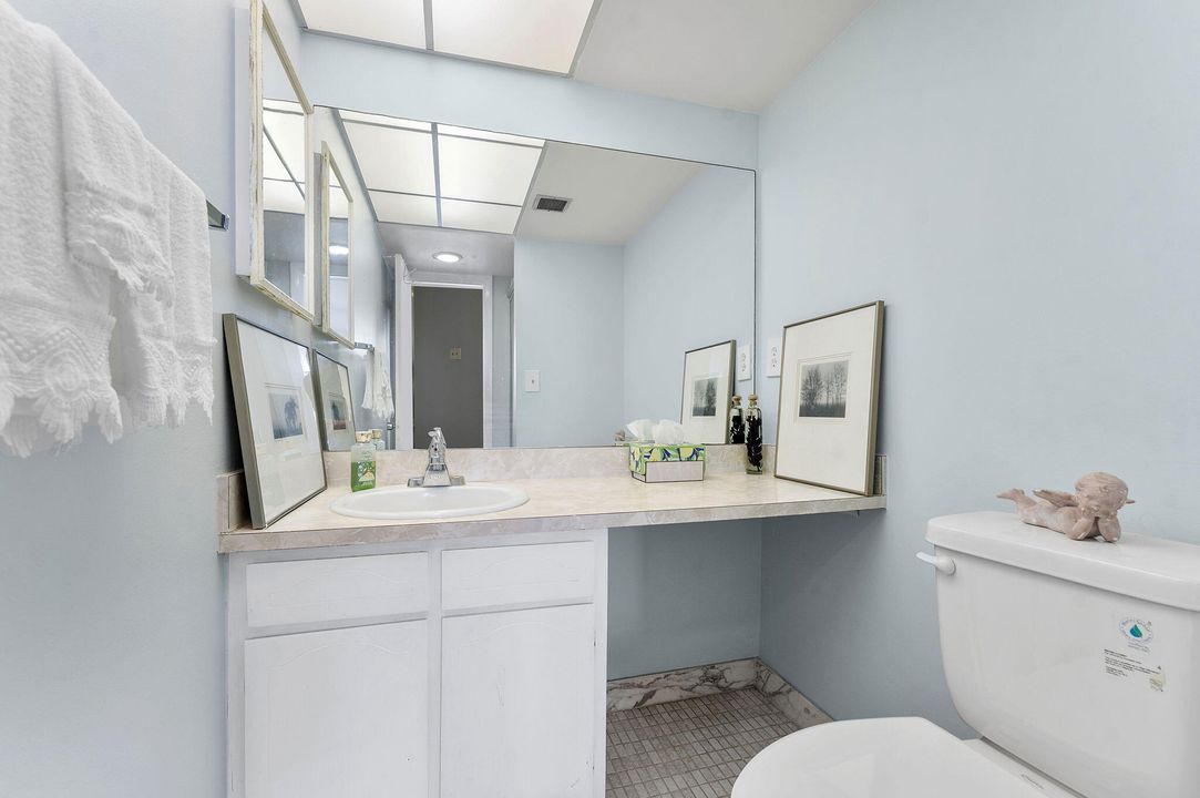 待售: $375,000 (2 贝兹, 2 浴室, 1095 平方英尺)